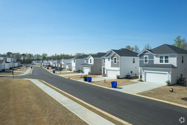 Building Photo - Gramercy Woods