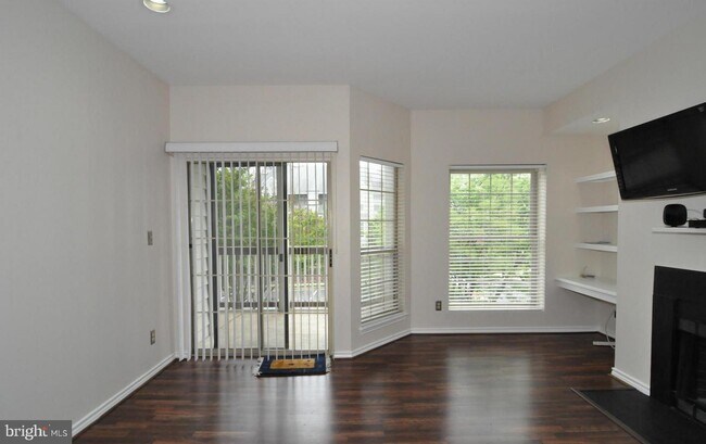 Building Photo - 12163 Penderview Terrace