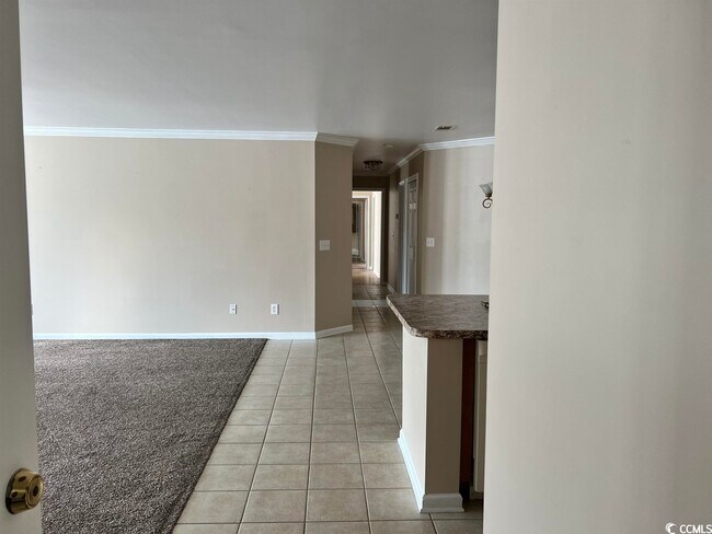 Building Photo - 22 Woodhaven Dr