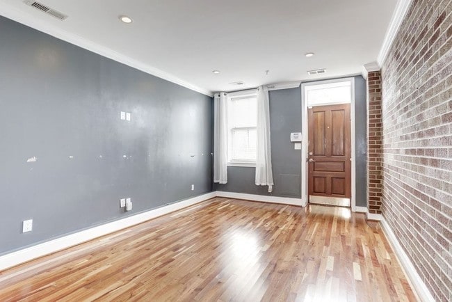 Building Photo - 1120 K St SE