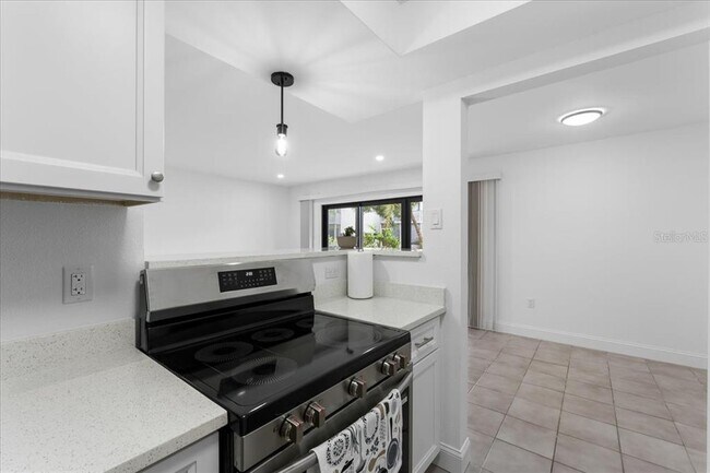 Foto del edificio - 11525 8th Way N