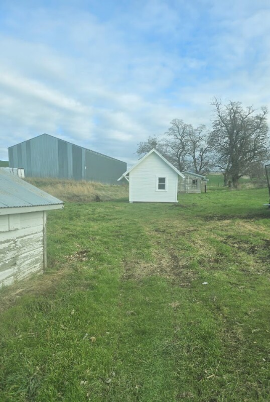 Foto del edificio - 1917 7 Mile Rd