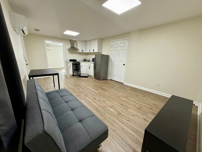 Foto del edificio - 546 Matthew Dr