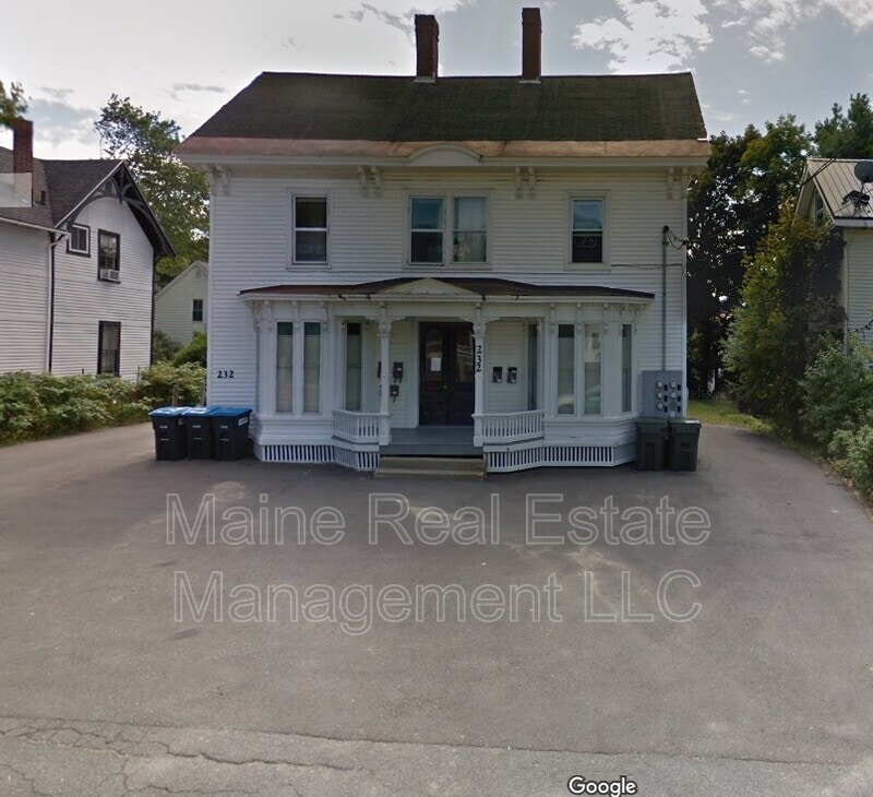 232 Center St Unit Apt. 5, Old Town, ME 04468 Condo for Rent in Old