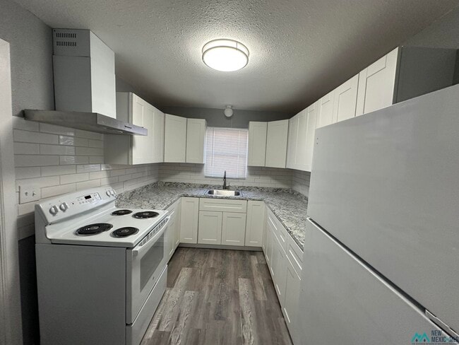 Building Photo - 1804 S Monroe Ave