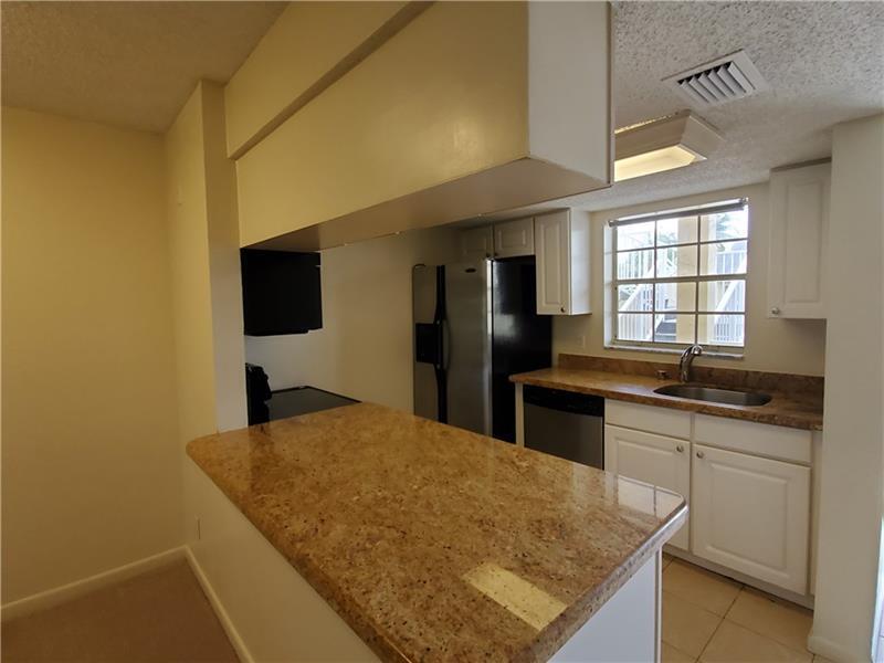 Foto principal - 6292 La Costa Dr