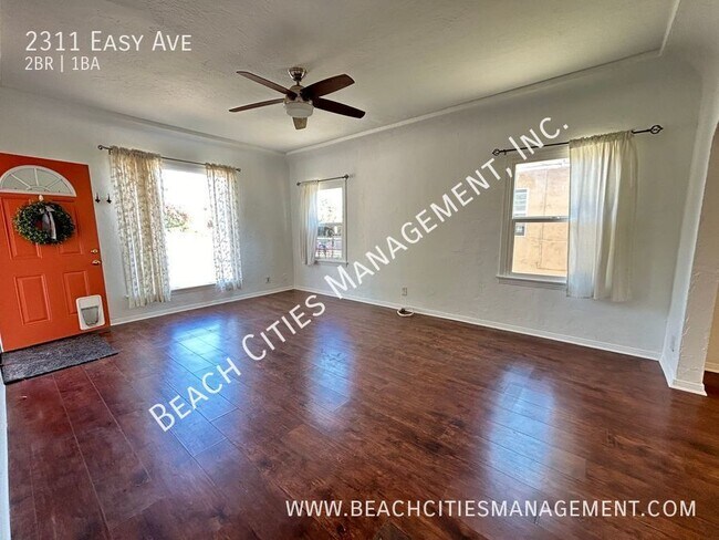Foto del edificio - Spanish Style House with Huge Pet-Friendly...