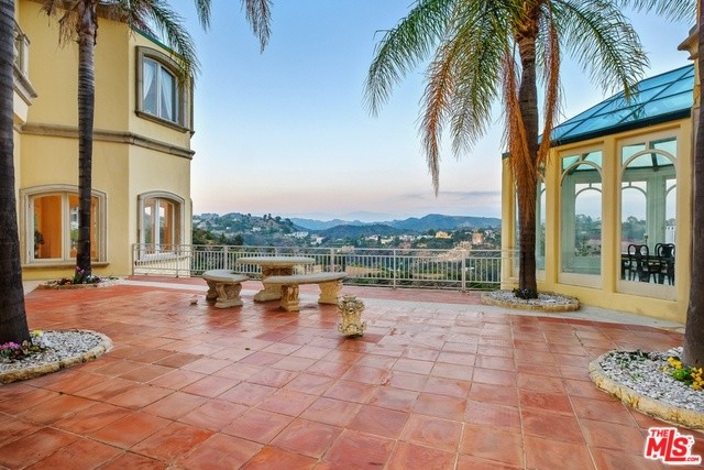 Foto del edificio - 10755 Stradella Ct