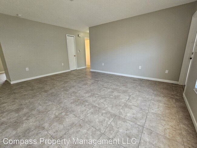 Foto del edificio - 2 br, 1 bath House - 636 Olive Street, Unit A
