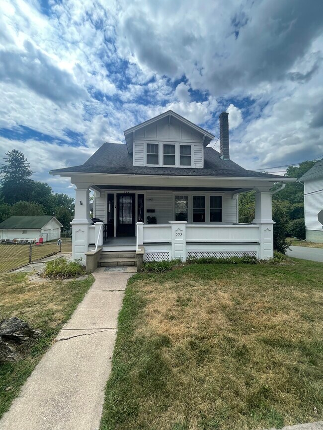 393 Brodhead Ave, East Stroudsburg, PA 18301 House Rental in East