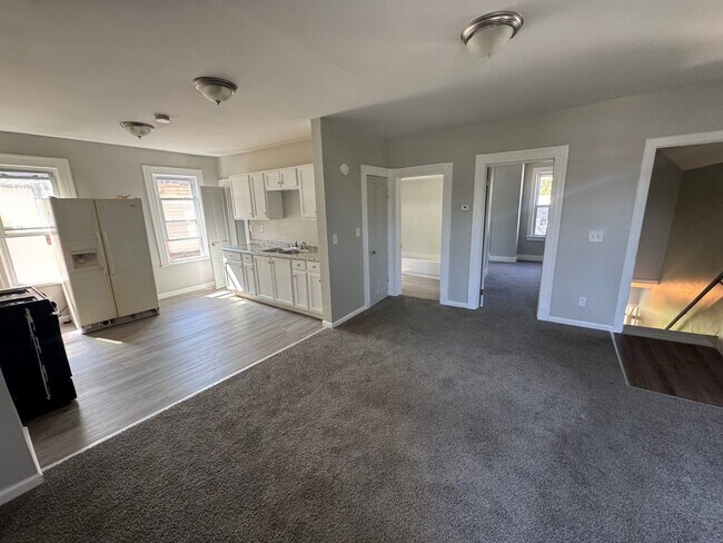 Foto del edificio - 4068 E 74th St