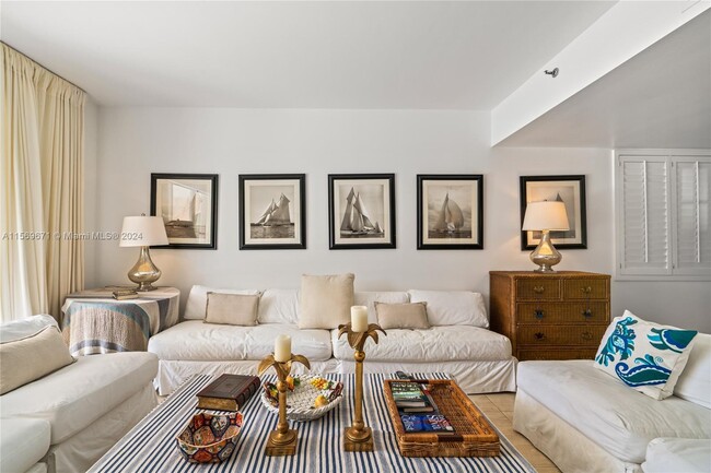 Building Photo - 19112 Fisher Island Dr
