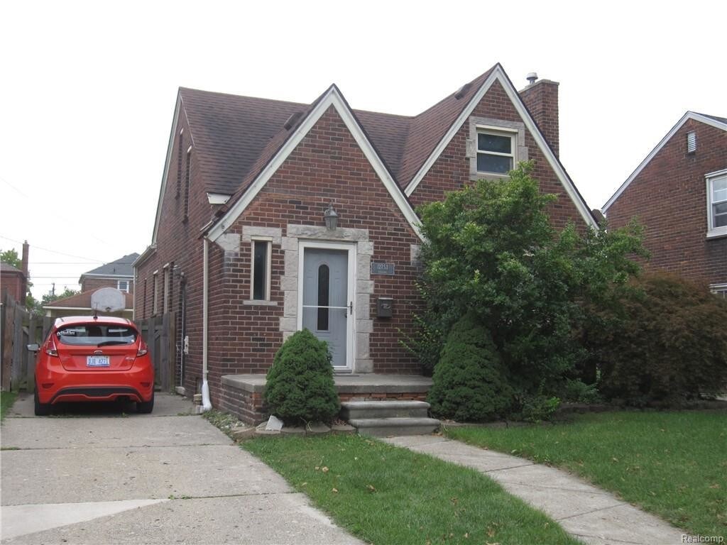 Primary Photo - 12753 Catalpa St
