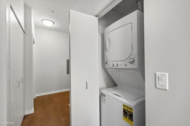 Foto del edificio - 2 br, 2 bath Condo - 1345 S Wabash Ave