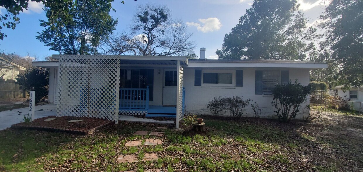 2 WEEKS FREE OFF OF THE 1ST FULL MONTHS RENT House Rental in Spring