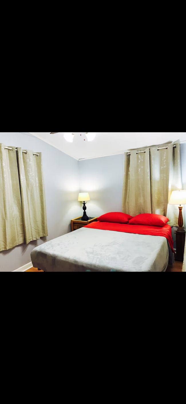 Building Photo - 3303 Colorado Ave