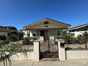 Building Photo - 2119 Ocean View Blvd