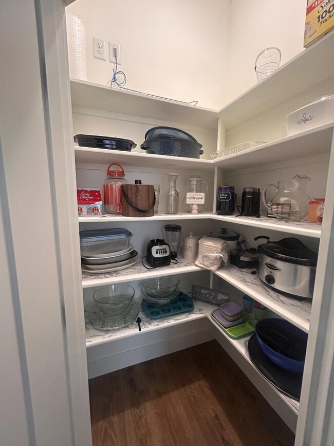 Foto del edificio - 307 Talons Dr