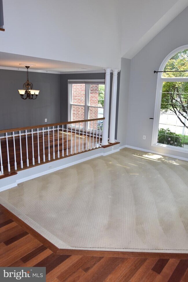 Building Photo - 43942 Rochelle Ct