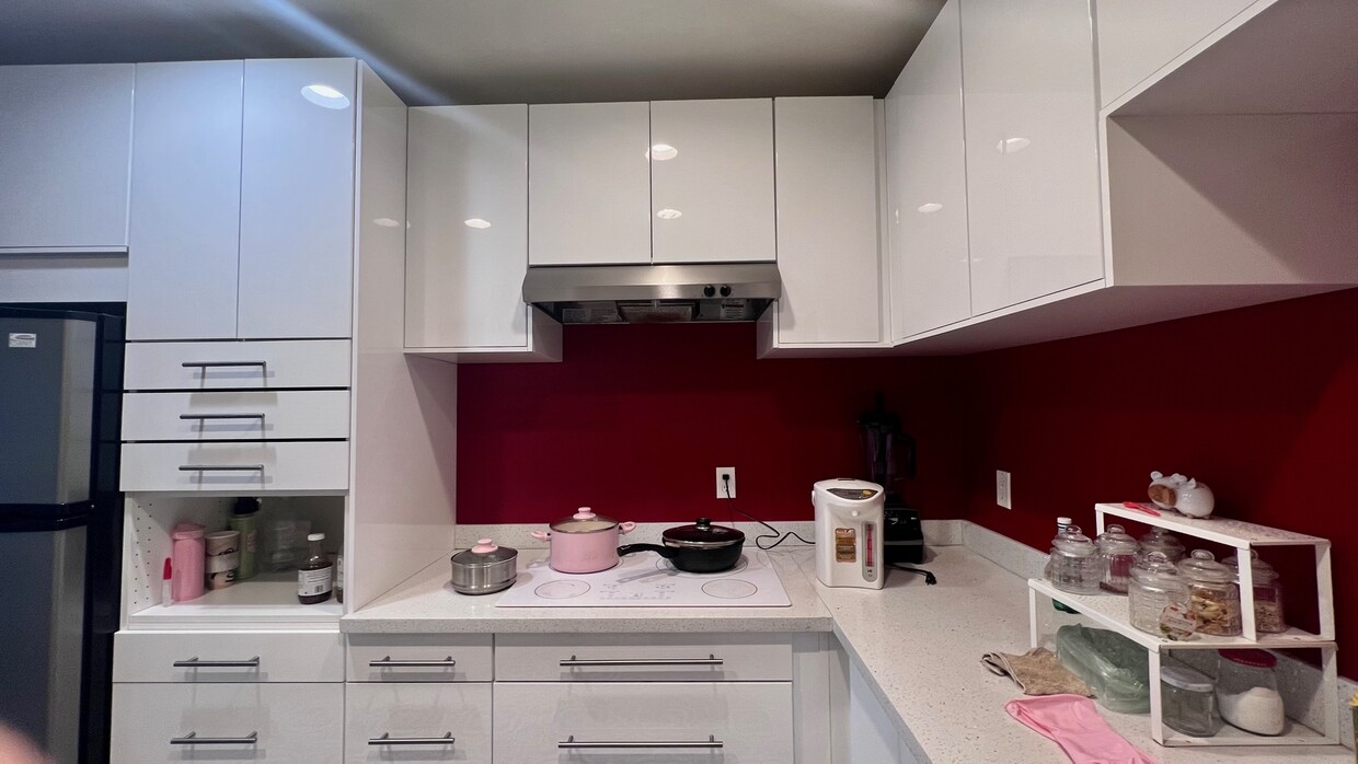 Kitchen - 3128 Loma Verde Dr