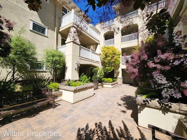Building Photo - 2 br, 2 bath House - 315 Homer Avenue Unit...