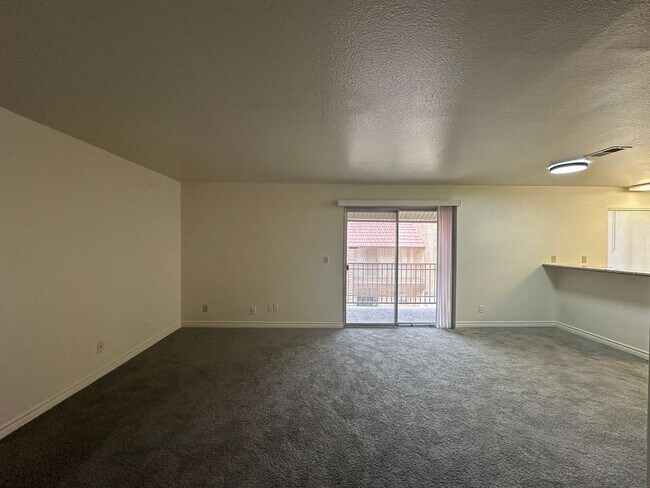 Foto del edificio - Cozy 2 bed 2 bath condo!