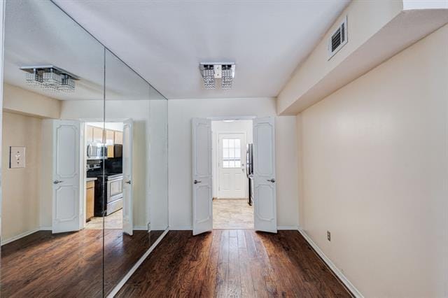 Building Photo - 12888 Montfort Dr