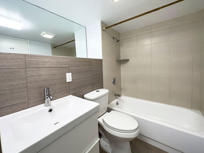 Photo - 344a Utah St Townhome