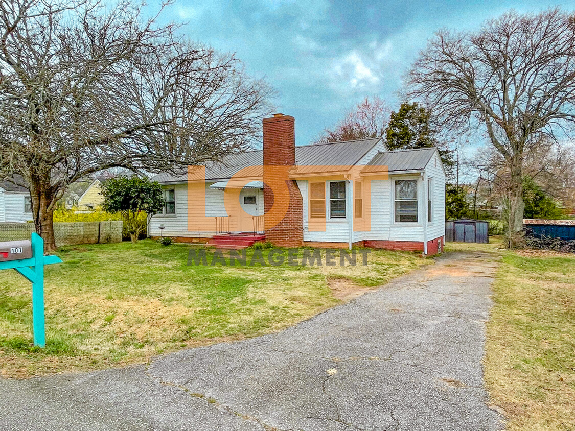 Primary Photo - 101 S Sumter St