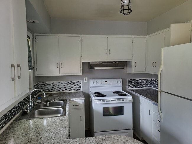 Photo - 2-Bedroom 1-Bathroom Duplex in Hayden Bridge House