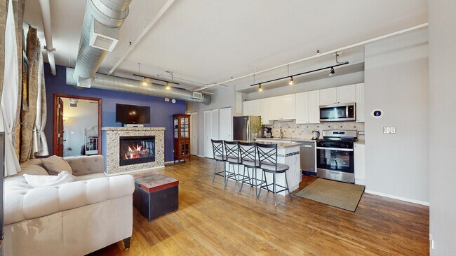 Foto del edificio - 420 S Clinton St