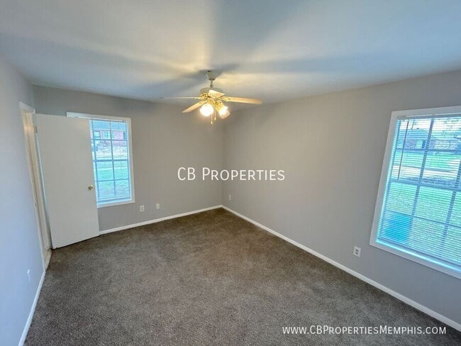 Building Photo - 4235 Camelot Ave