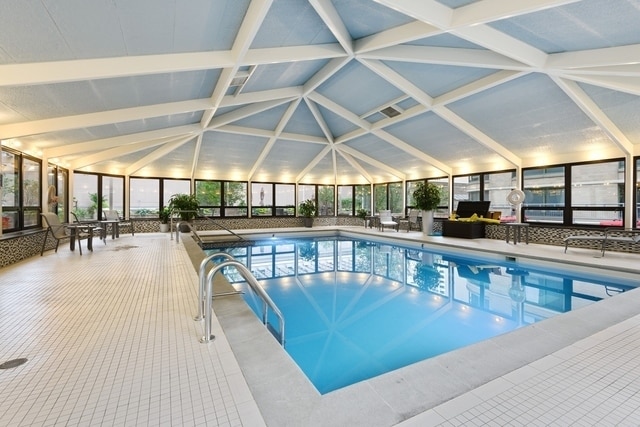 Building Photo - 400 E Ohio St