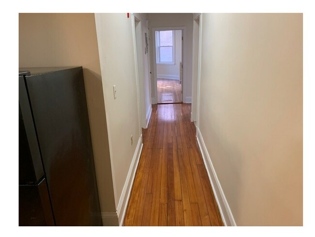 Foto del edificio - 1728 Beacon St