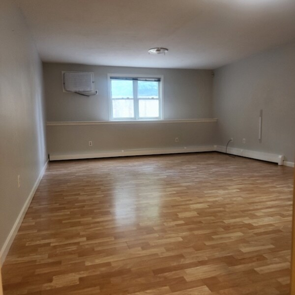 Building Photo - 10 Nuttall Ln