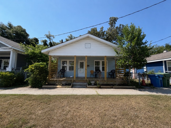 Photo - 414 Bladen St (Wilmington, NC) House