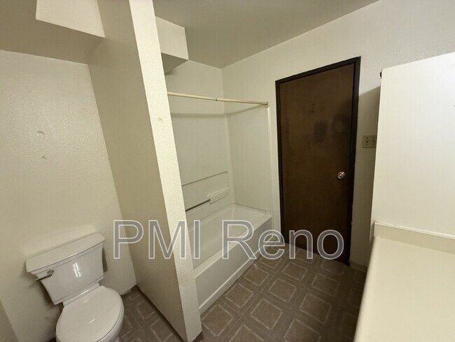 Foto del edificio - 160 Park St