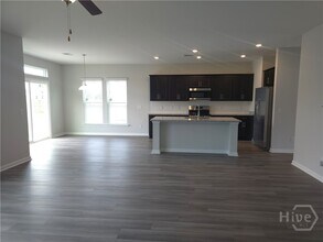 Building Photo - 101 Fenway St