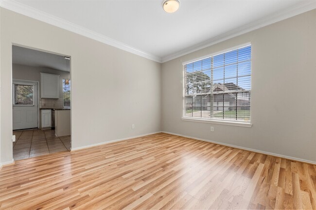 Building Photo - 17102 Mountain Crest Dr