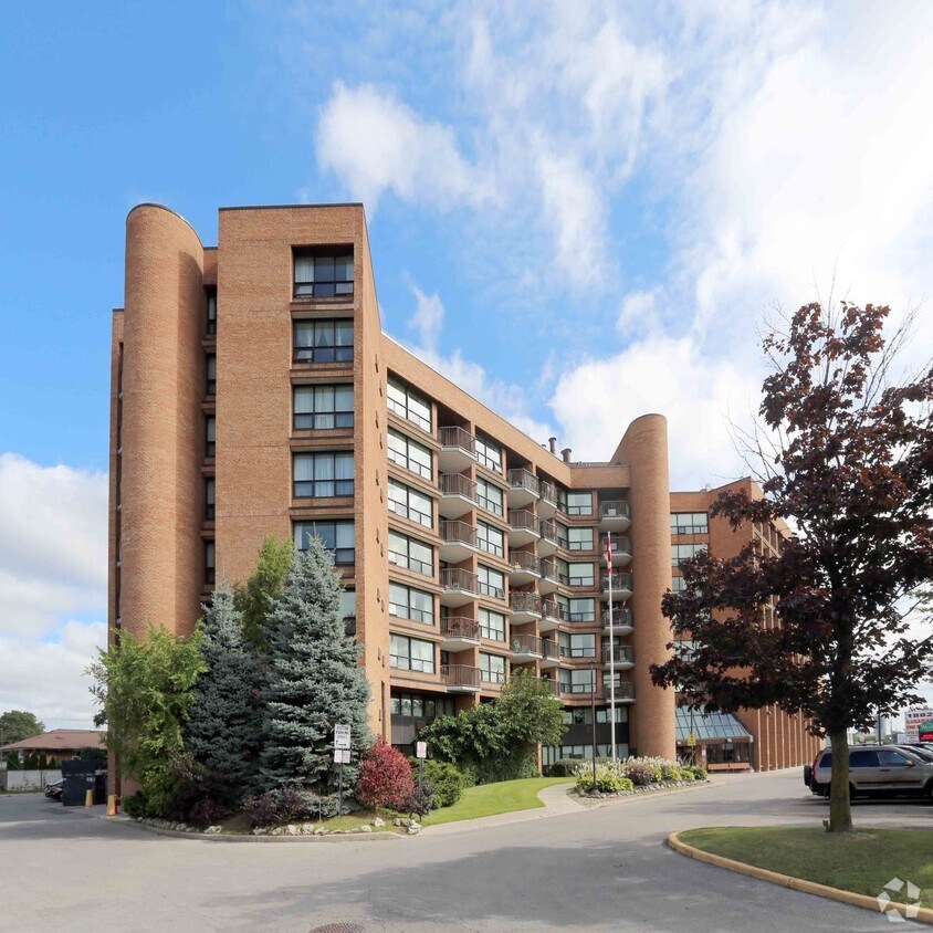 The Wexford Apartments 1860 Lawrence Ave E Toronto, ON