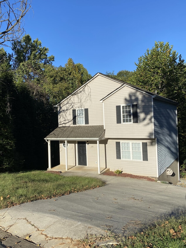 139 Acres Ct, Lynchburg, VA 24502 House Rental in Lynchburg, VA