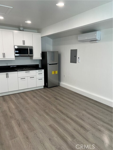 Foto del edificio - 19851 Gresham St