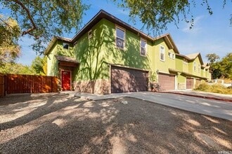 Building Photo - 792 W 400 N