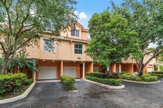 Building Photo - 2032 Alta Meadows Ln