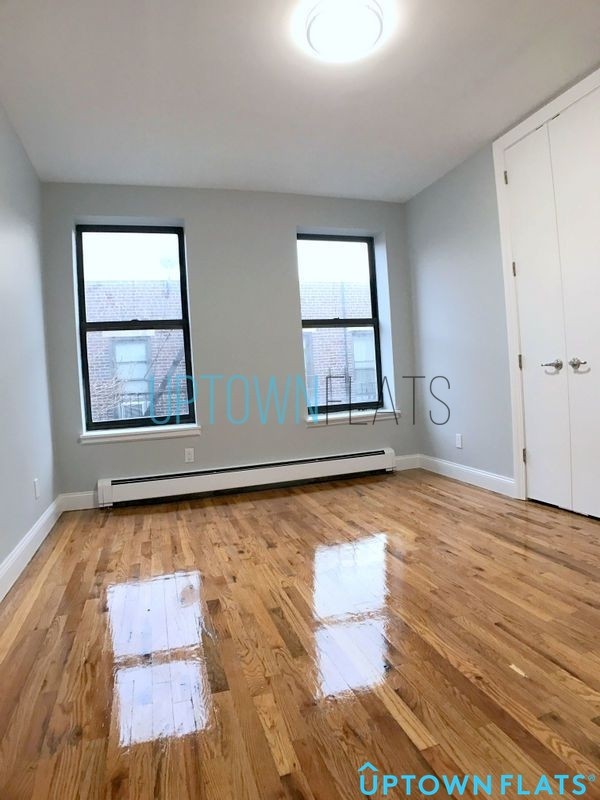 Building Photo - 290 W 147th St