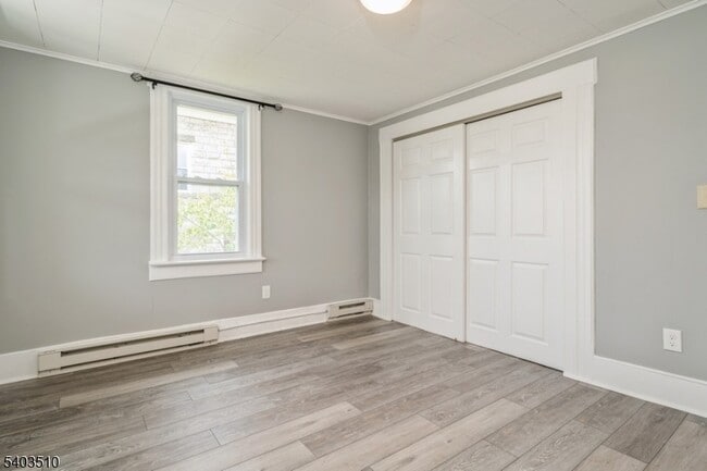 Foto del edificio - 99 Allen St