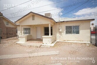 Building Photo - 3922 N Piedras St