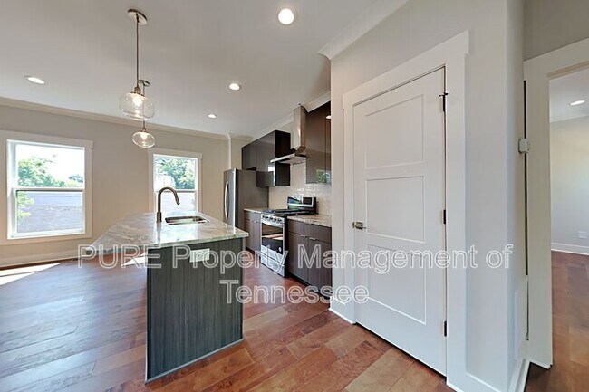 Building Photo - 2713 Torbett St