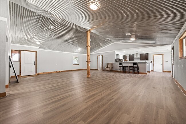 Foto del edificio - 403 Wrangler Rd