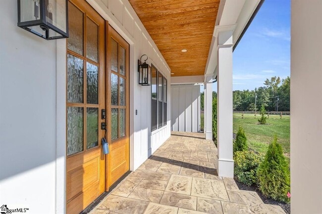 Building Photo - 164 Triangle Pine Rd